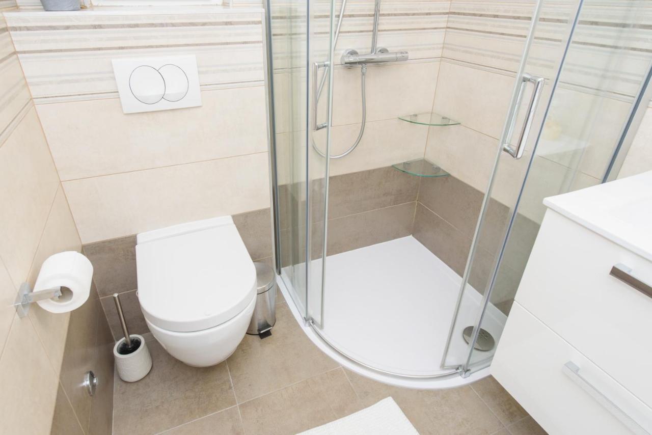 Apartment Nikolina Подстрана Екстер'єр фото