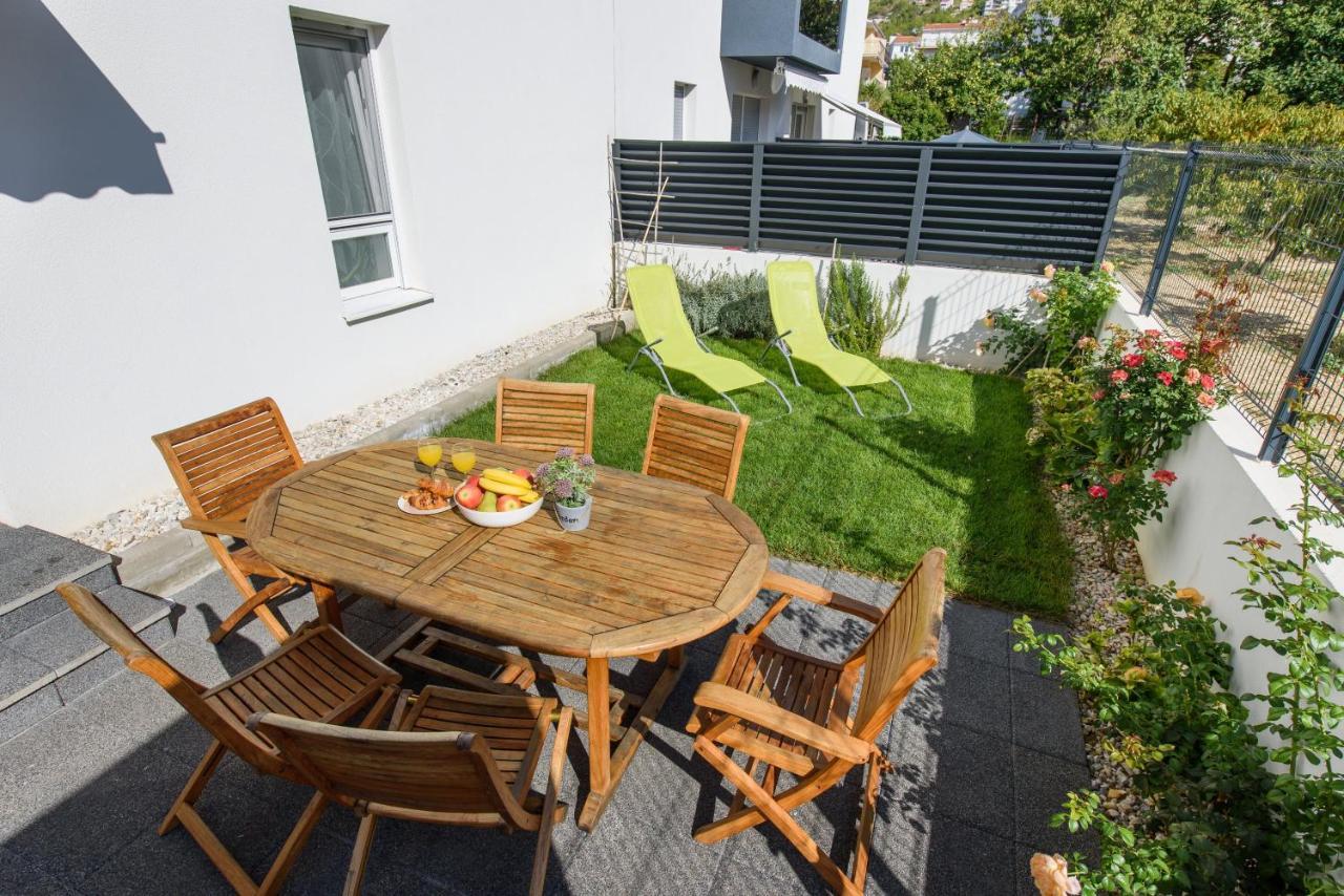 Apartment Nikolina Подстрана Екстер'єр фото